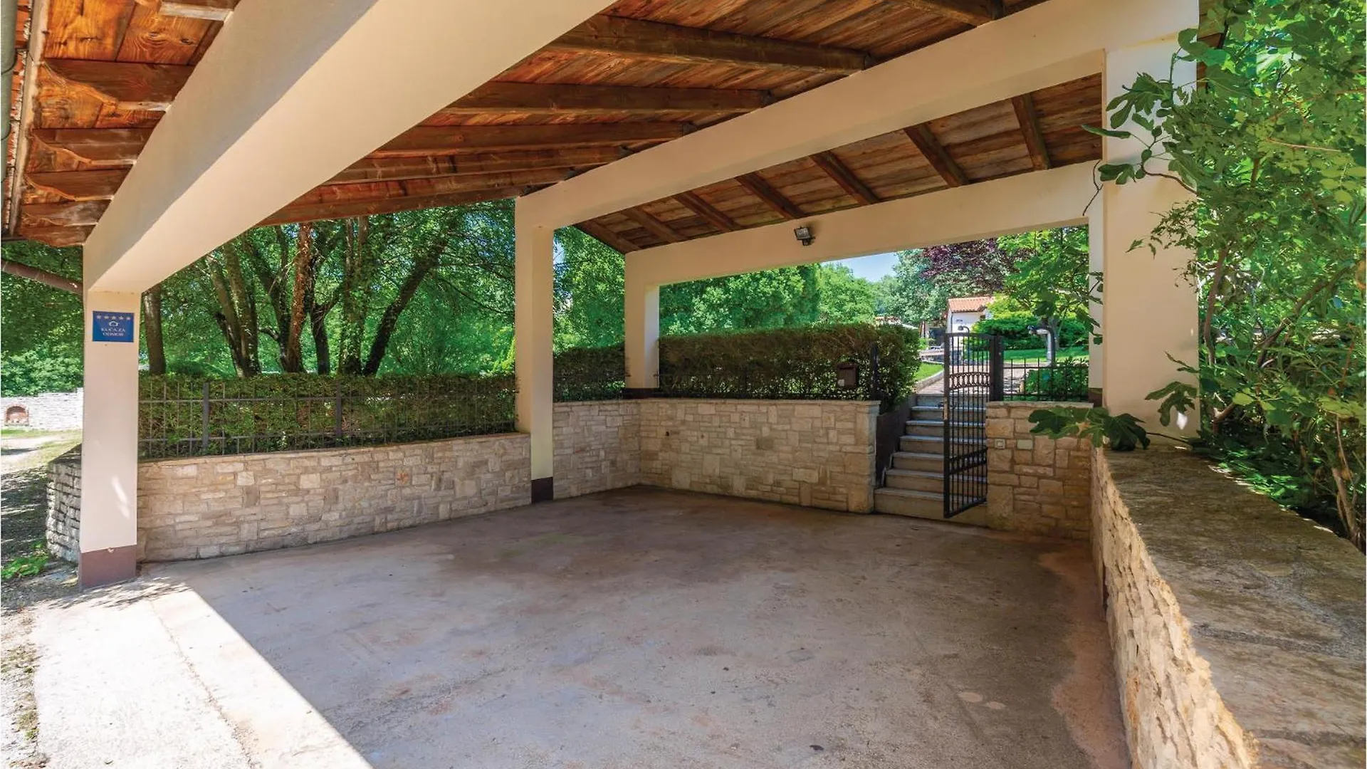 Holiday home Awesome Home In Belavici With Sauna Hreljici